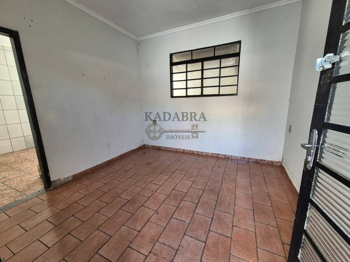 Casa para alugar com 1 quarto, 60m² - Foto 5