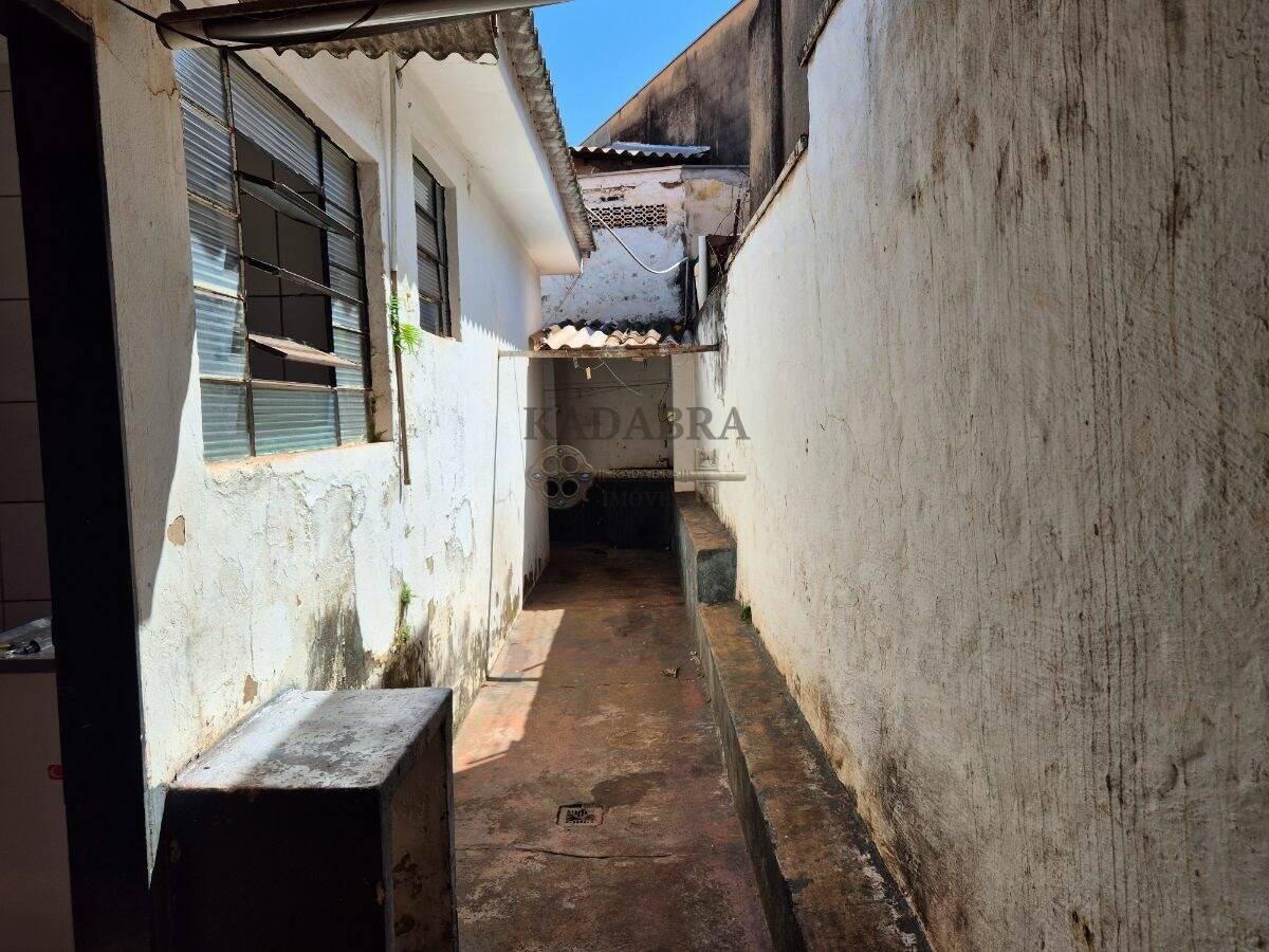 Casa para alugar com 1 quarto, 60m² - Foto 10