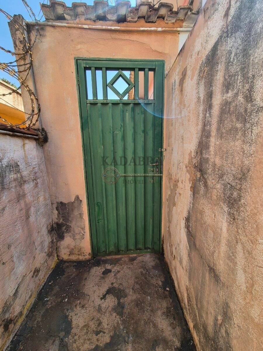 Casa para alugar com 1 quarto, 60m² - Foto 9