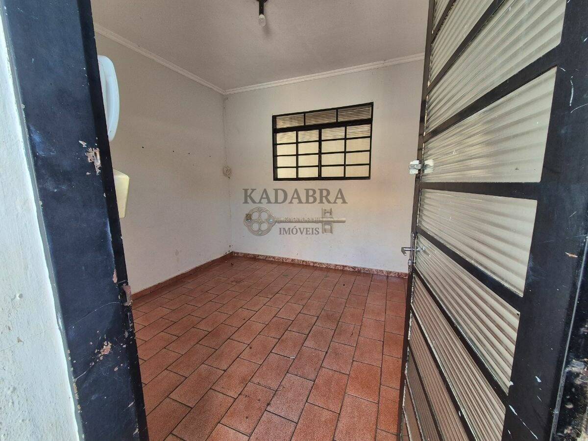 Casa para alugar com 1 quarto, 62m² - Foto 14